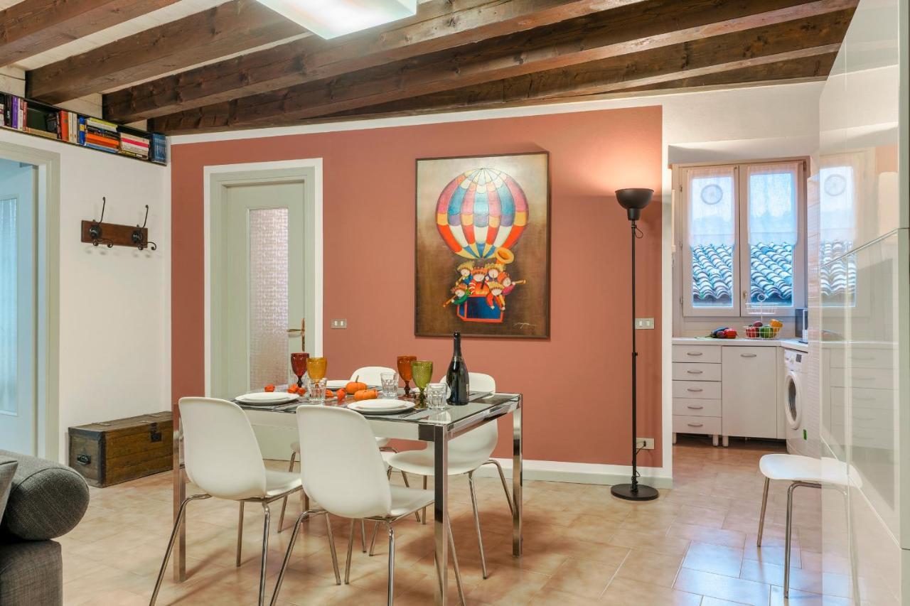 Iseo Portelle Holiday With Private Parking And Bike Storage Exterior photo